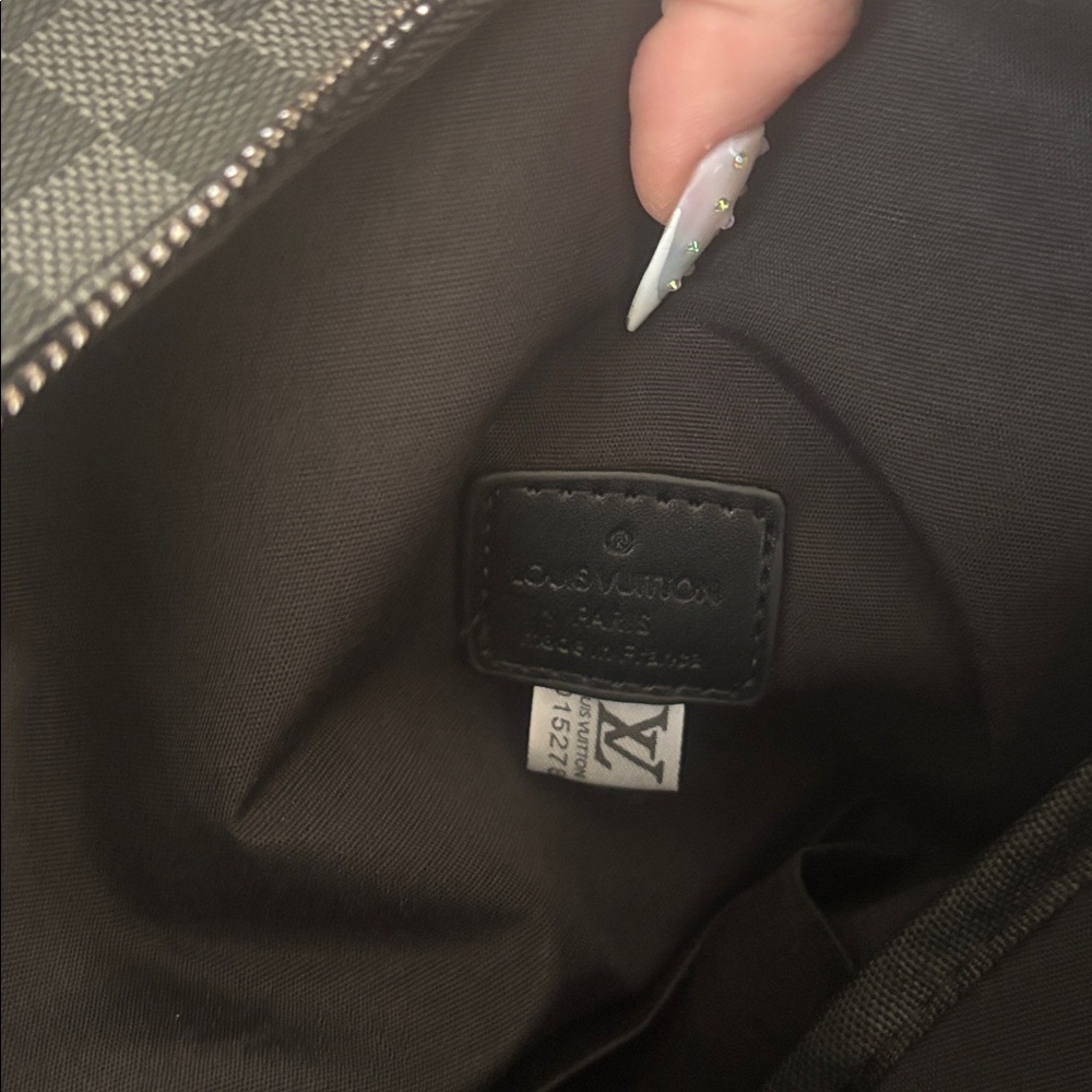 LV LEATHER BACKPACK - image 10